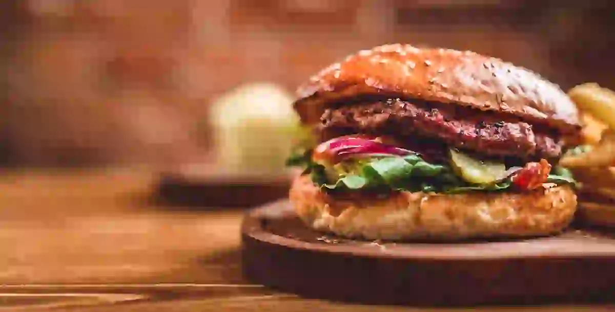 5 things you should know about London start-up Deliveroo - burger_wsg_banner