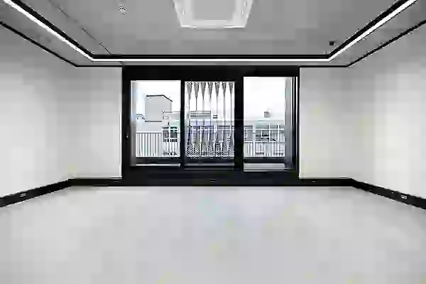Office space to rent at The Frames, 1 Phipp Street, London, unit FR.316, 439 sq ft (40 sq m).