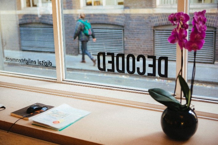 Notepad and pen in a window in Hoxton.