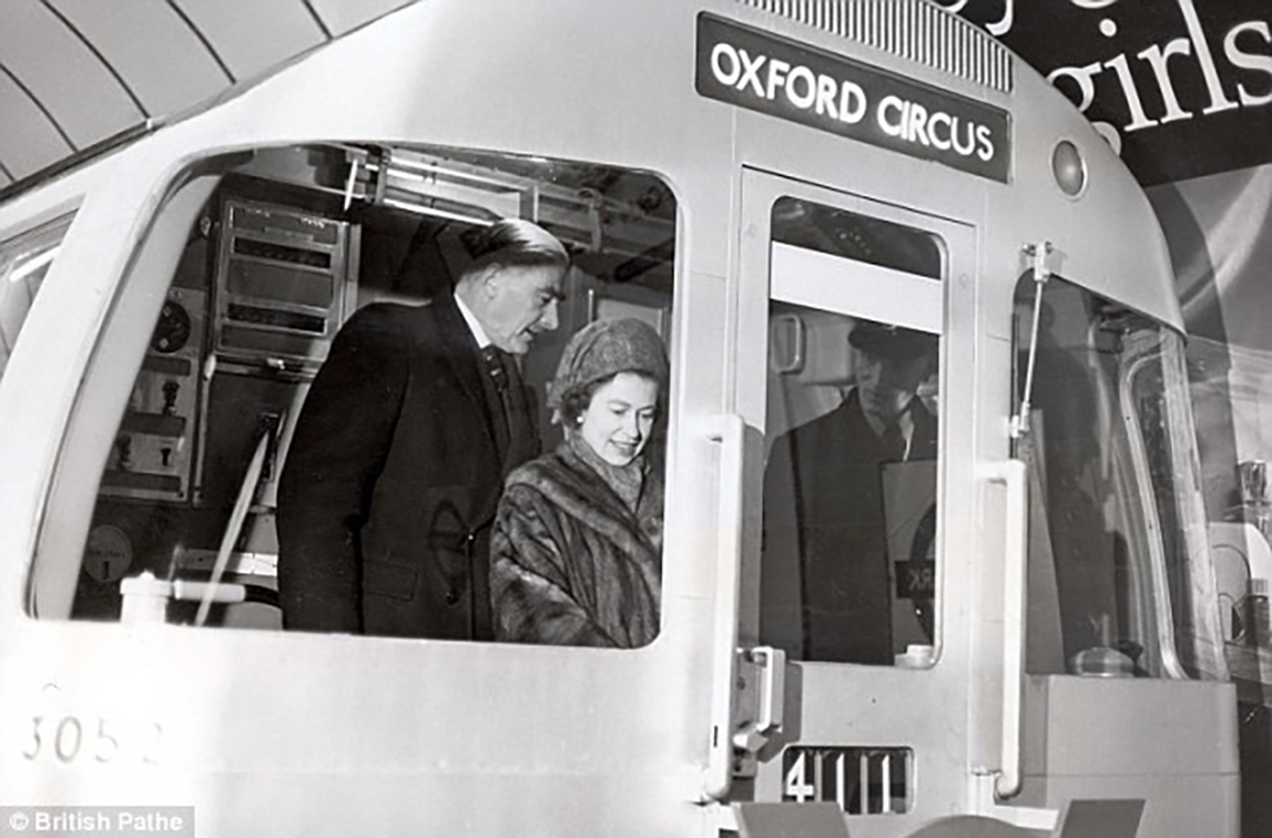 Black and white image of the queen at the 1969 opening of the tube.