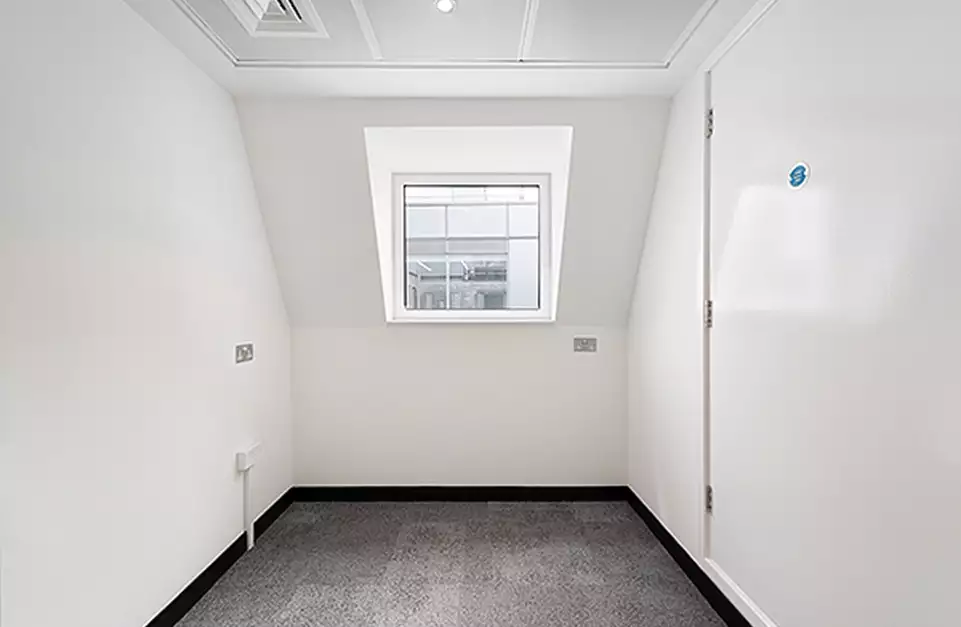 Office space to rent at Fleet Street, 154 - 160 Fleet Street, Blackfriars, London, unit FS.604, 63 sq ft (5 sq m).