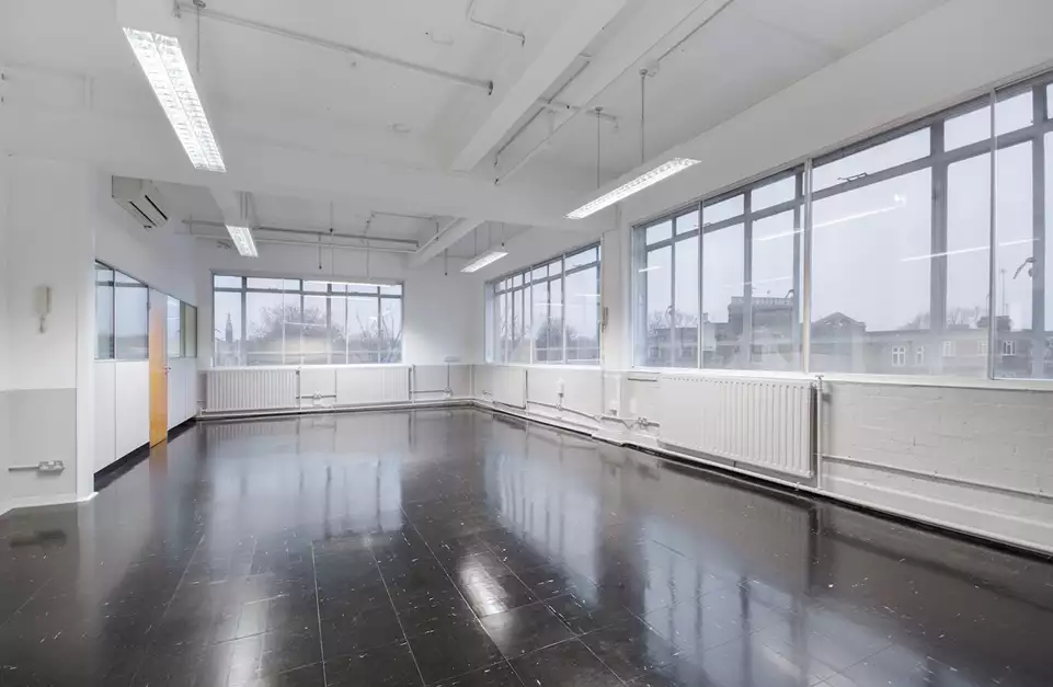 Office space to rent at Leroy House, 436 Essex Road, London, unit LY3A/C, 953 sq ft (88 sq m).