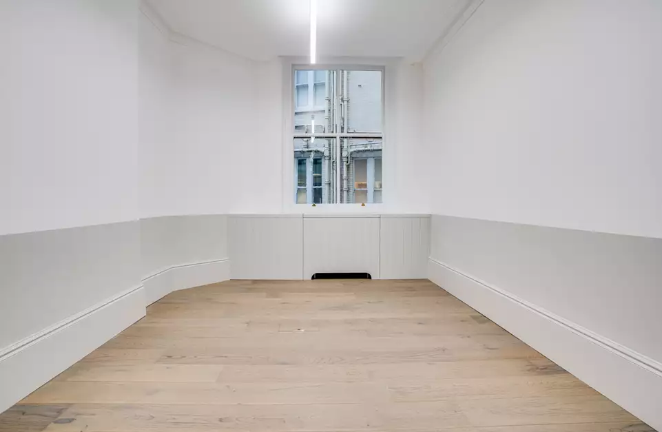 Office space to rent at Salisbury House, Salisbury House, London Wall, London, unit FC.344, 142 sq ft (13 sq m).