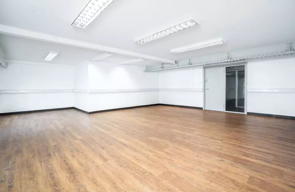 Office space to rent at Busworks, North Road, London, unit UN2.40, 543 sq ft (50 sq m).