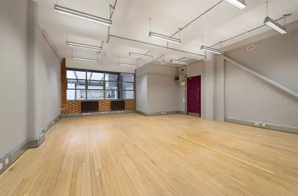 Office space to rent at Metal Box Factory, 30 Great Guildford Street, Borough, London, unit GG.323, 655 sq ft (60 sq m).