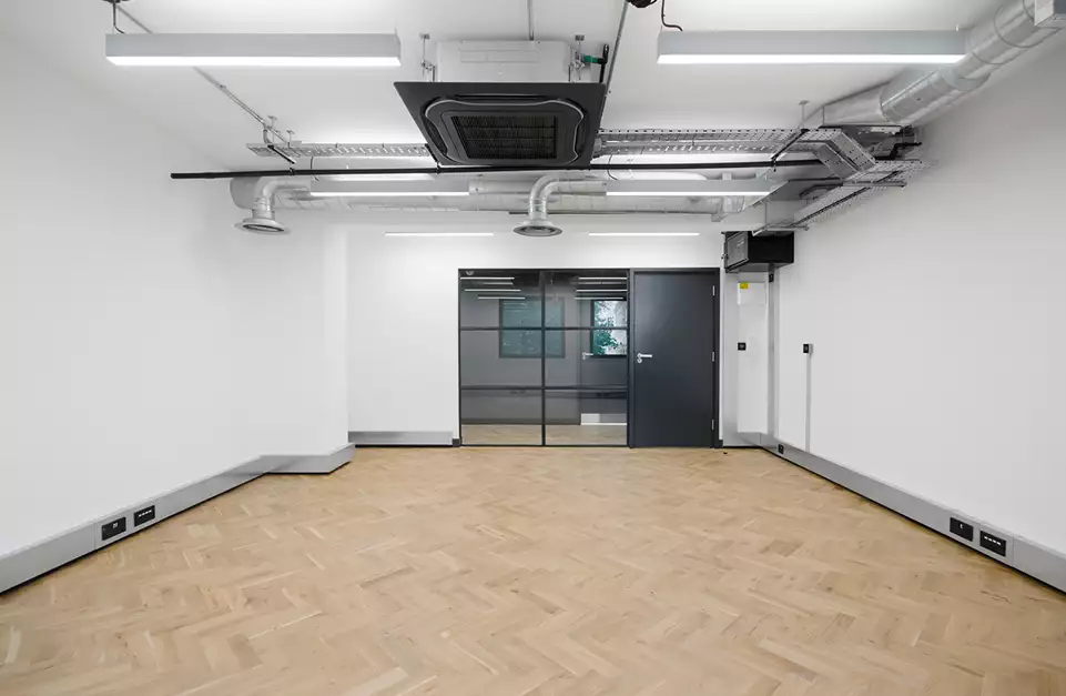 Office space to rent at 60 Grays Inn Road, 60 Gray's Inn Road, London, unit GI.4.09, 313 sq ft (29 sq m).