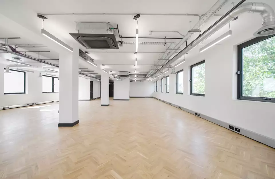 Office space to rent at 60 Grays Inn Road, 60 Gray's Inn Road, London, unit GI.5.01, 2001 sq ft (185 sq m).