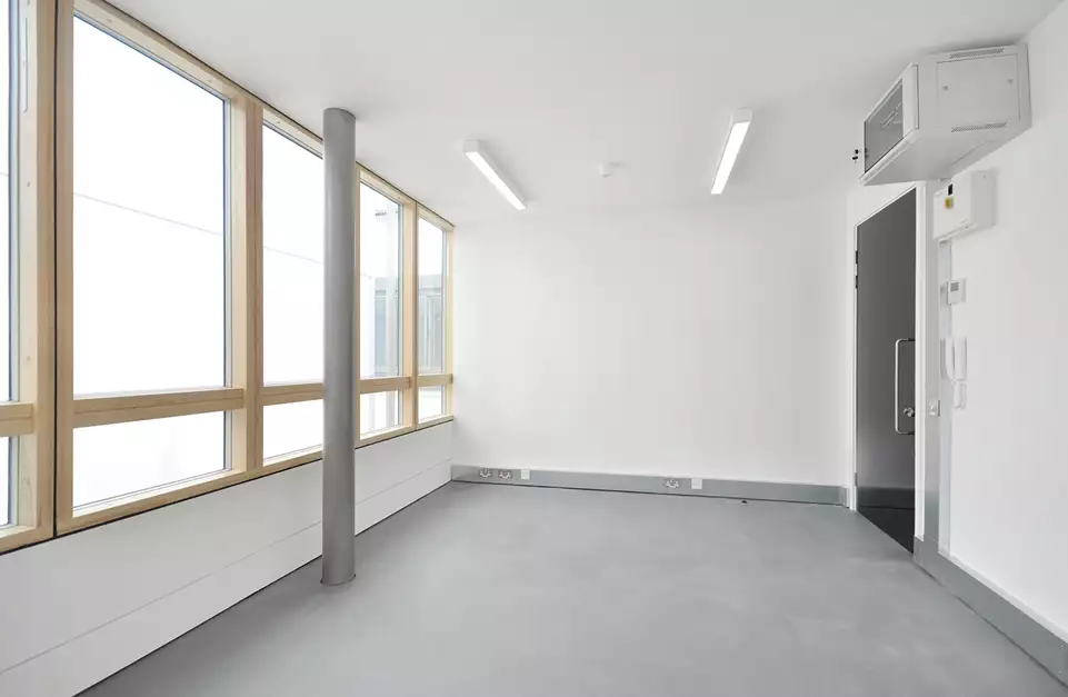 Office space to rent at Exmouth House, 3/11 Pine Street, Farringdon, London, unit EX.418, 190 sq ft (17 sq m).