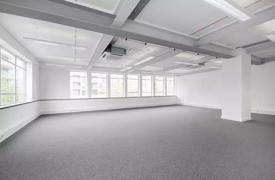 Office space to rent at Q West, Great West Road, Brentford, London, unit IH.1.15, 1001 sq ft (92 sq m).