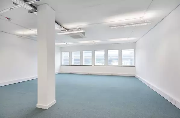 Office space to rent at Q West, Great West Road, Brentford, London, unit IH.1.04, 747 sq ft (69 sq m).